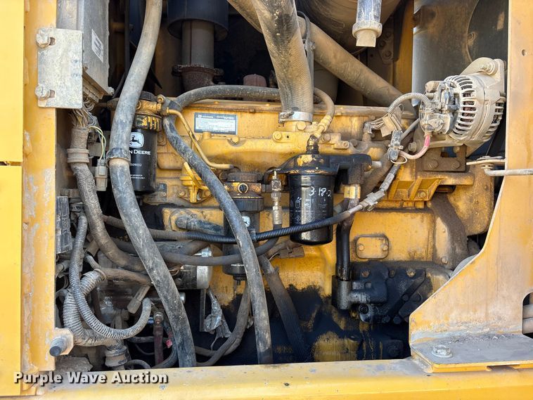 image for item ET7236 2006 John Deere 672D motor grader