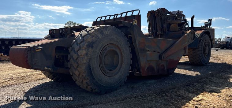 image for item ET7237 1986 Caterpillar 621B conventional scraper 