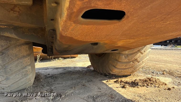 image for item ET7237 1986 Caterpillar 621B conventional scraper 