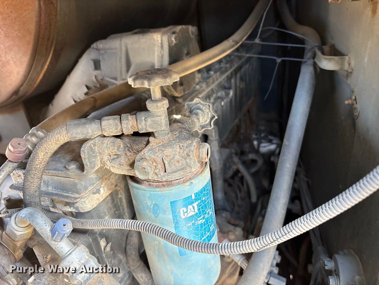 image for item ET7237 1986 Caterpillar 621B conventional scraper 