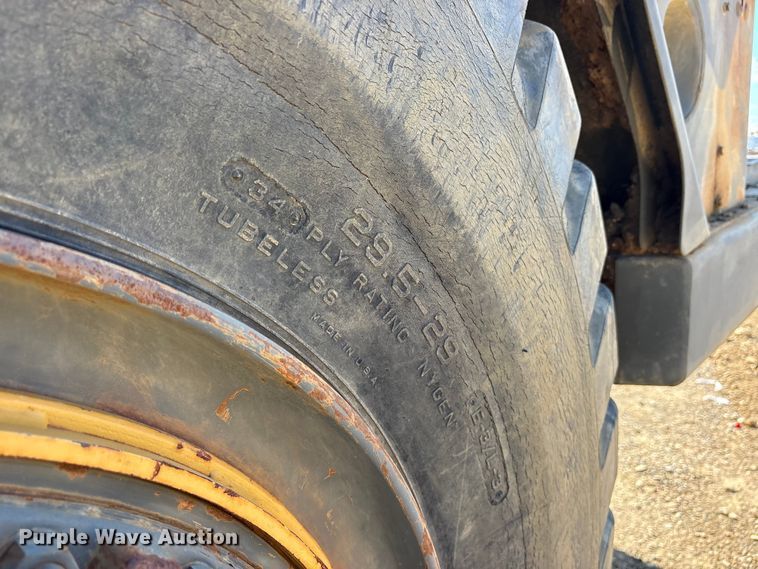 image for item ET7237 1986 Caterpillar 621B conventional scraper 