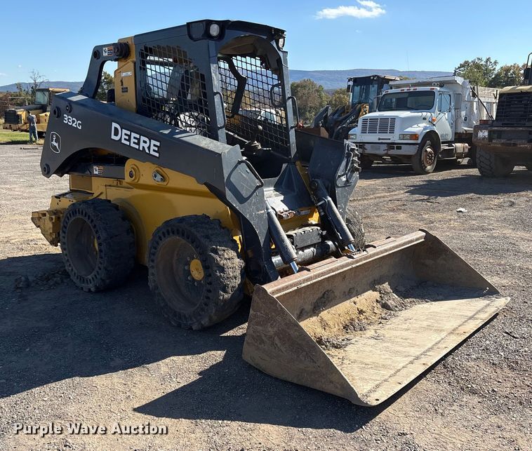 MINI CARGADOR SOBRE RUEDAS 2019 JOHN DEERE 332G
