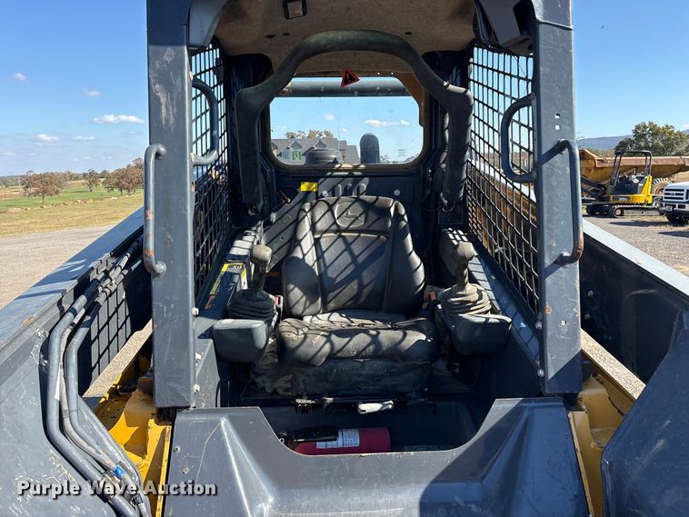 image for item ET7243 2019 John Deere 332G skid steer loader