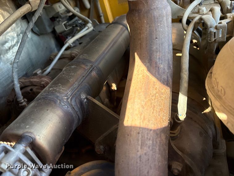 image for item ET7243 2019 John Deere 332G skid steer loader