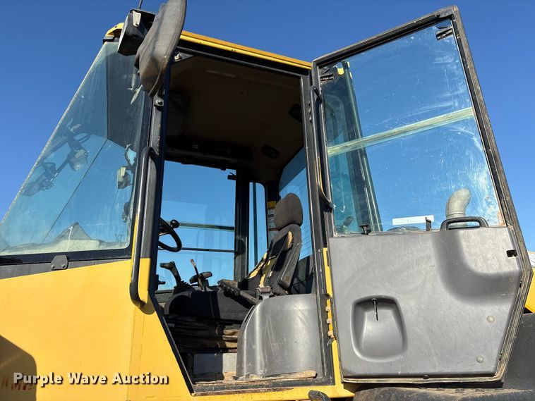 image for item ET7244 2012 Komatsu WA320PZ-6 wheel loader