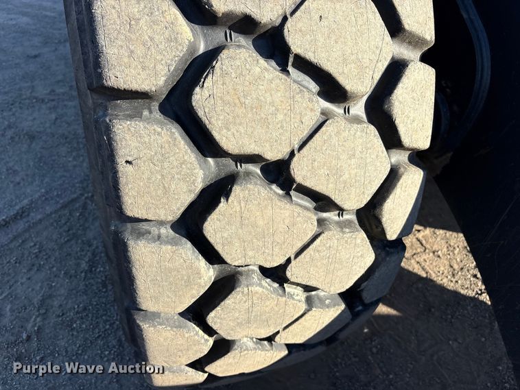 image for item ET7244 2012 Komatsu WA320PZ-6 wheel loader