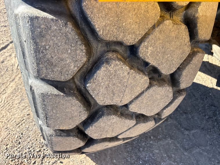 image for item ET7244 2012 Komatsu WA320PZ-6 wheel loader