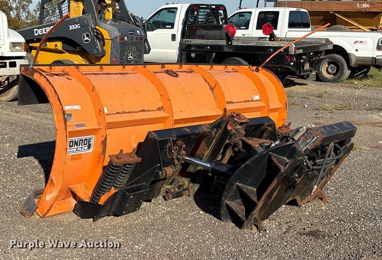 image for item ET7246 Monroe PlowMP41R101SWT snow plow