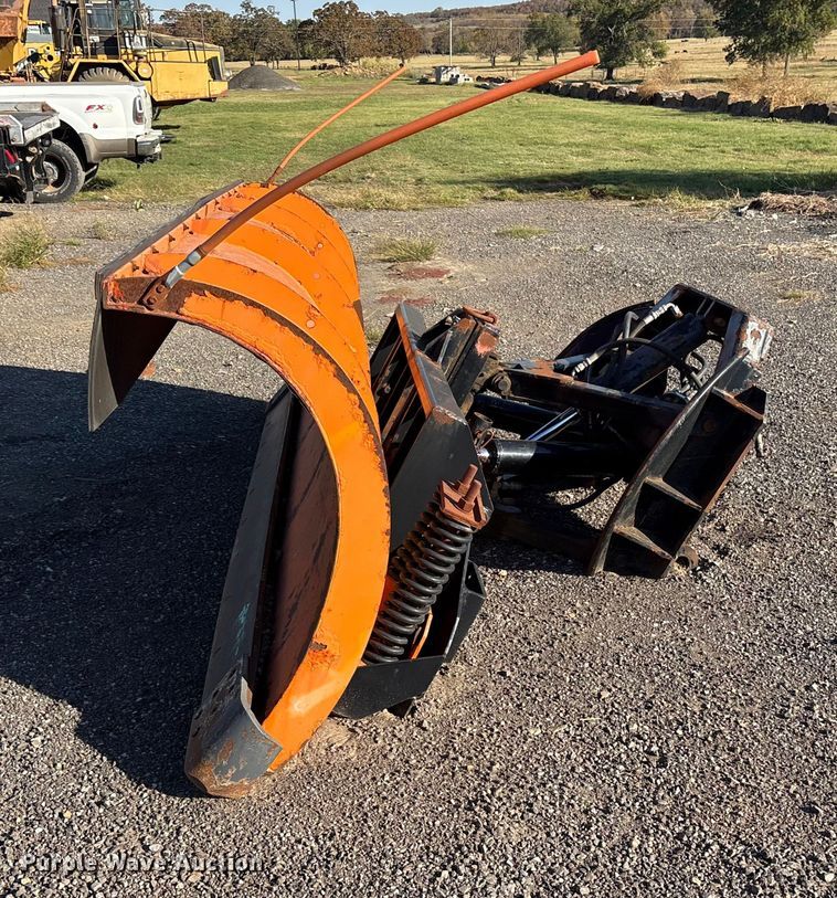 image for item ET7246 Monroe PlowMP41R101SWT snow plow