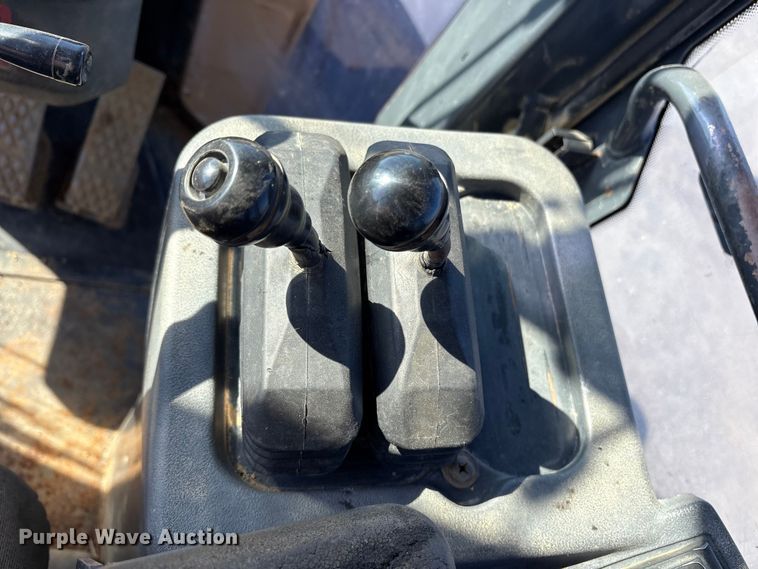 image for item ET7247 2008 John Deere 544J wheel loader