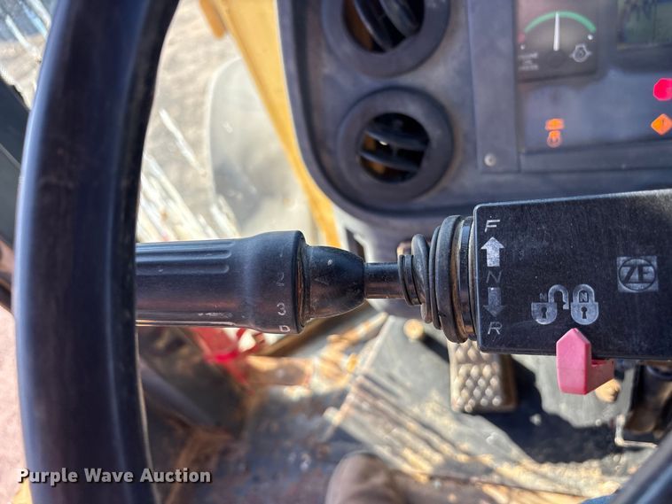 image for item ET7247 2008 John Deere 544J wheel loader