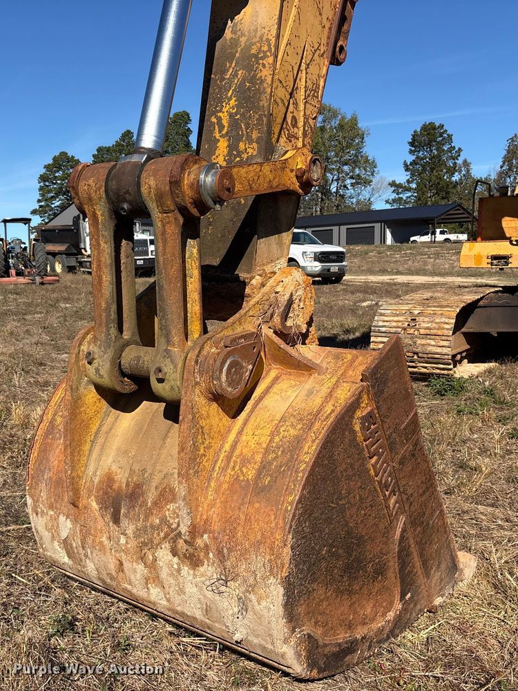 image for item ET7279 1986 John Deere 790 excavator