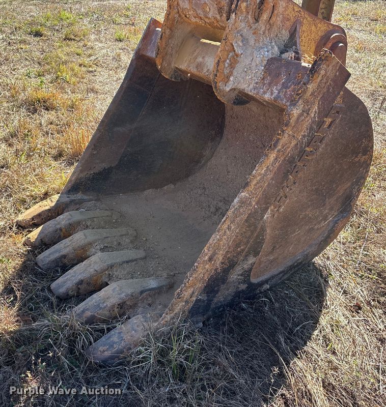 image for item ET7279 1986 John Deere 790 excavator