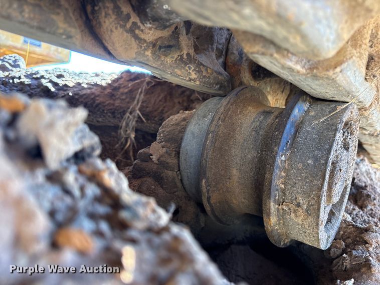 image for item ET7279 1986 John Deere 790 excavator