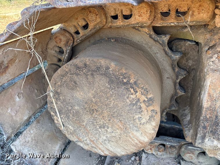 image for item ET7279 1986 John Deere 790 excavator