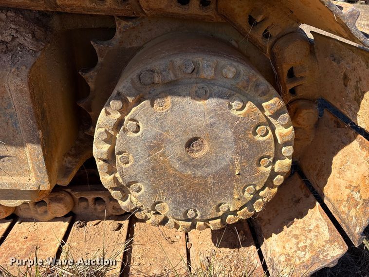 image for item ET7279 1986 John Deere 790 excavator