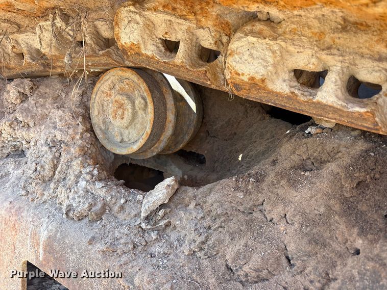 image for item ET7279 1986 John Deere 790 excavator