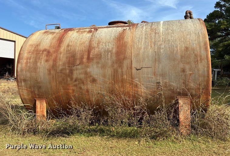 image for item ET7288 1989 Newberry Tanks, Inc. tank