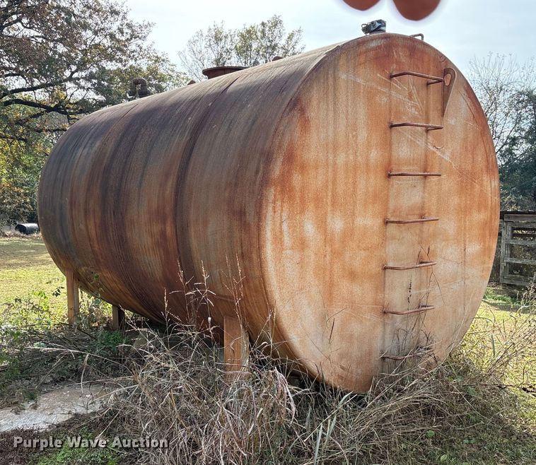 image for item ET7288 1989 Newberry Tanks, Inc. tank