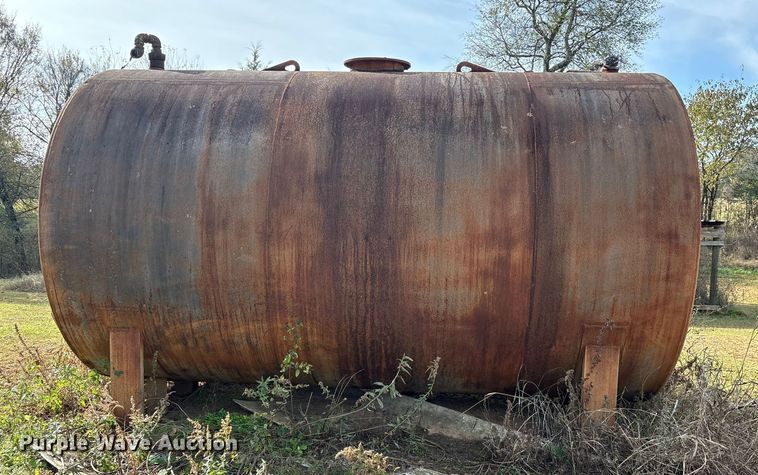 image for item ET7288 1989 Newberry Tanks, Inc. tank