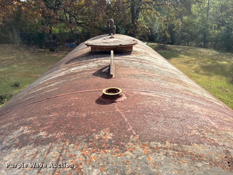 image for item ET7288 1989 Newberry Tanks, Inc. tank