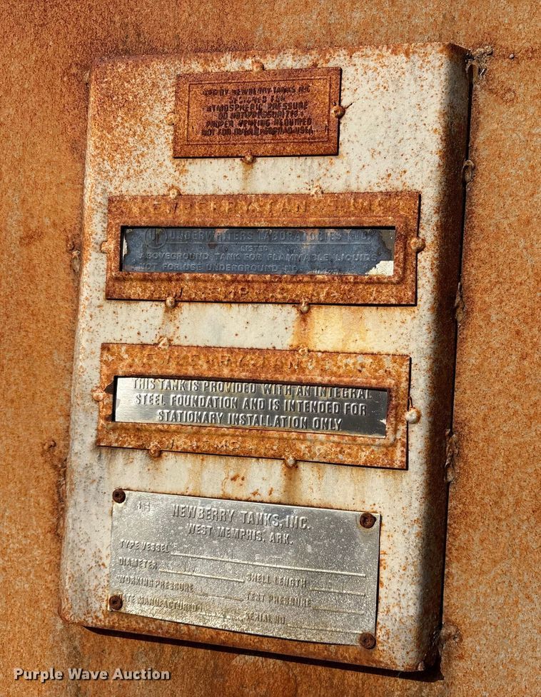 image for item ET7288 1989 Newberry Tanks, Inc. tank