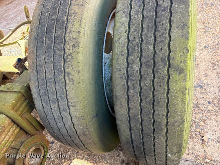 image for item ET7289 1985 Clement LW3224BT end dump trailer