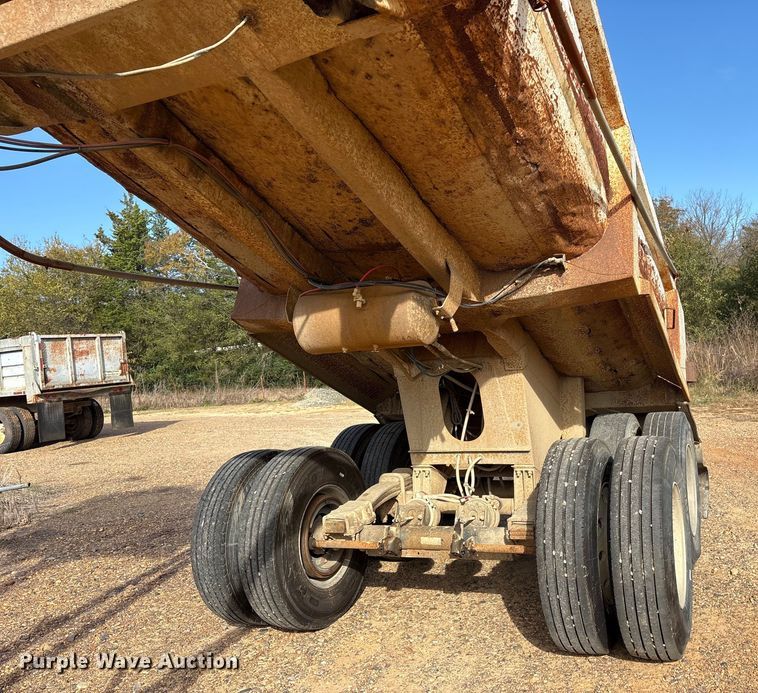 image for item ET7290 1997 Clement LW3236 end dump trailer