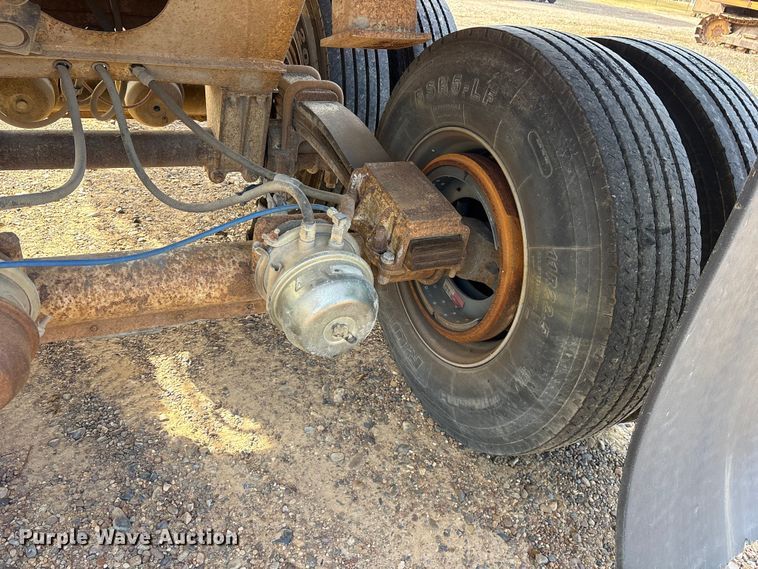 image for item ET7290 1997 Clement LW3236 end dump trailer