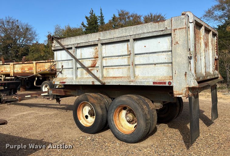 image for item ET7292 2005 Leach Pup-Dump end dump pup trailer