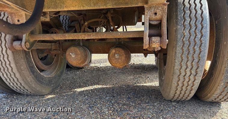 image for item ET7292 2005 Leach Pup-Dump end dump pup trailer