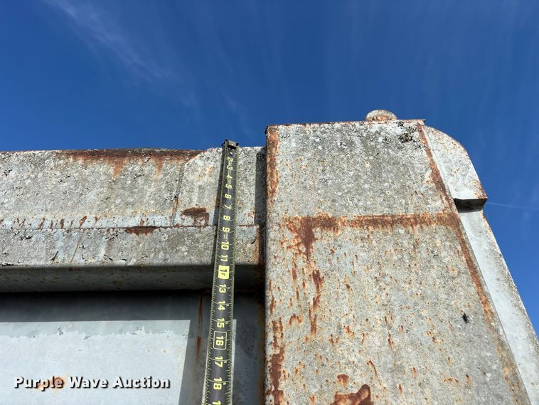 image for item ET7292 2005 Leach Pup-Dump end dump pup trailer