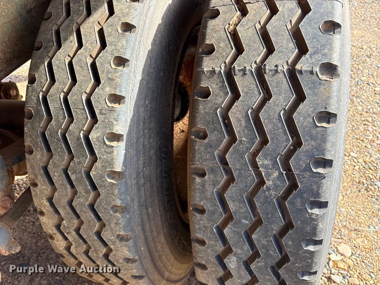 image for item ET7292 2005 Leach Pup-Dump end dump pup trailer