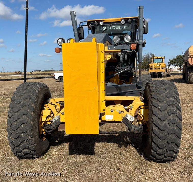 MOTOCONFORMADORA JOHN DEERE 872G 2011