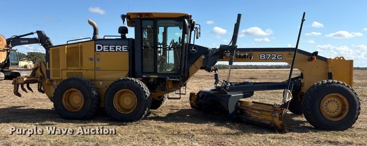 MOTOCONFORMADORA JOHN DEERE 872G 2011