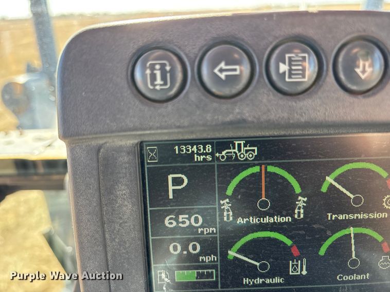 image for item ET7298 2011 John Deere 872G motor grader