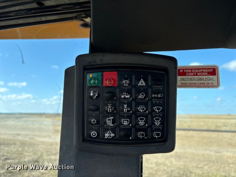 image for item ET7298 2011 John Deere 872G motor grader