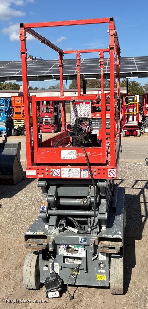 image for item ET7299 SkyJack SJ3219E scissor lift