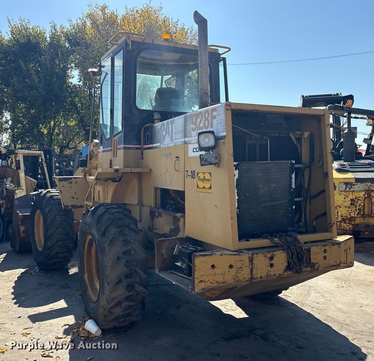 image for item ET7301 1994 Caterpillar 928F wheel loader