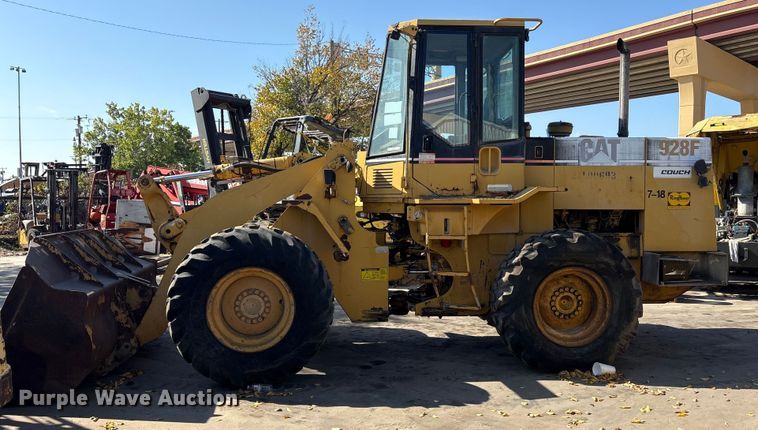 image for item ET7301 1994 Caterpillar 928F wheel loader