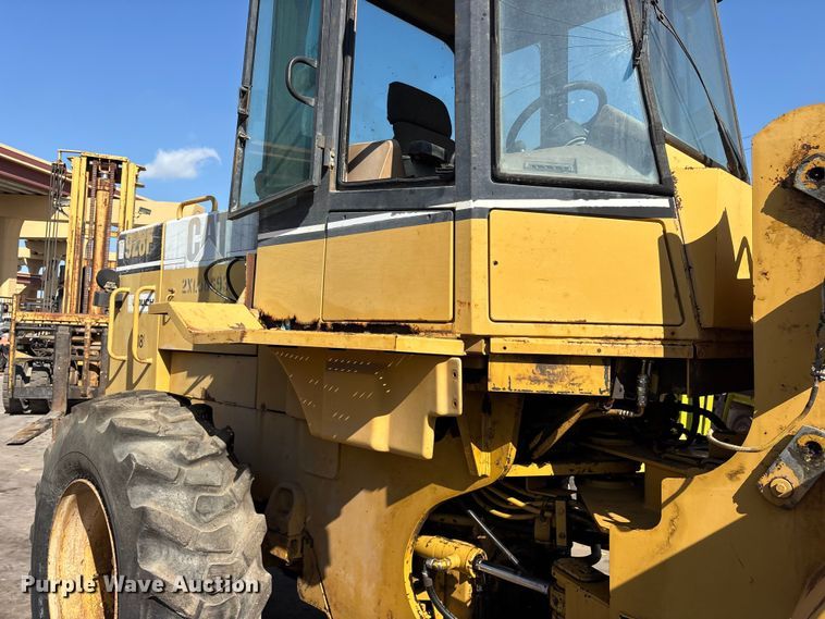 image for item ET7301 1994 Caterpillar 928F wheel loader