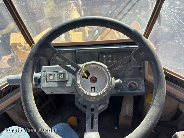 image for item ET7301 1994 Caterpillar 928F wheel loader