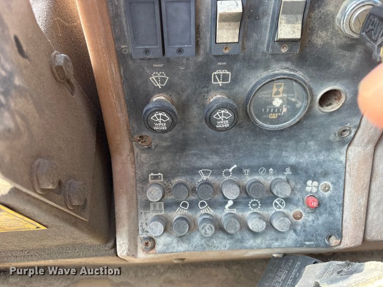 image for item ET7301 1994 Caterpillar 928F wheel loader