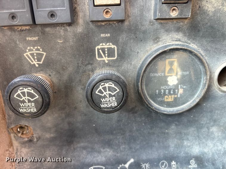 image for item ET7301 1994 Caterpillar 928F wheel loader