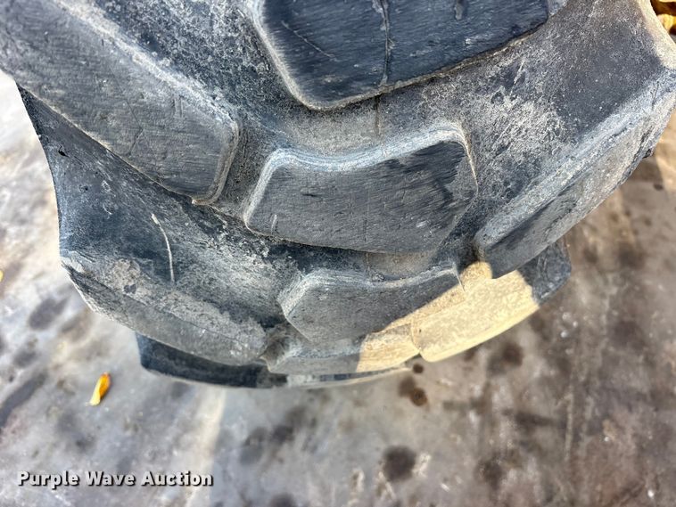 image for item ET7301 1994 Caterpillar 928F wheel loader