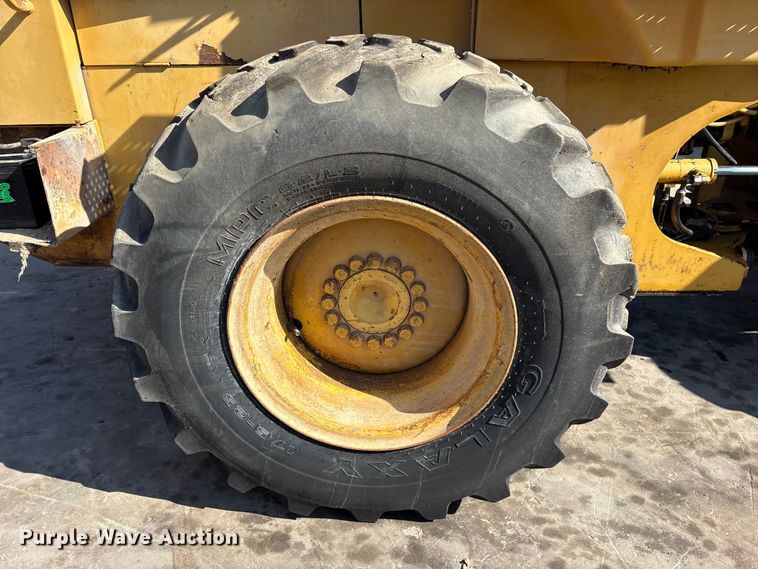 image for item ET7301 1994 Caterpillar 928F wheel loader