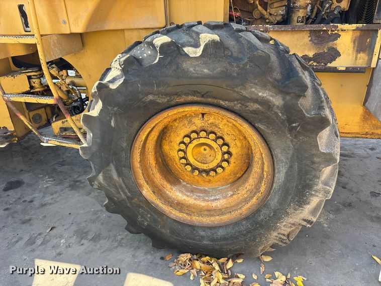 image for item ET7301 1994 Caterpillar 928F wheel loader