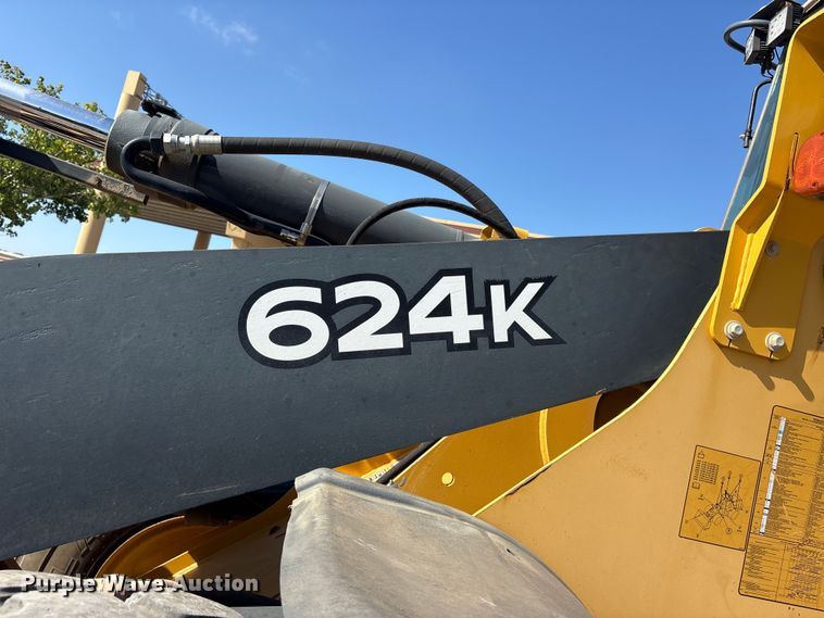 image for item ET7302 2014 John Deere 624K wheel loader