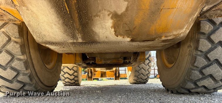 image for item ET7302 2014 John Deere 624K wheel loader