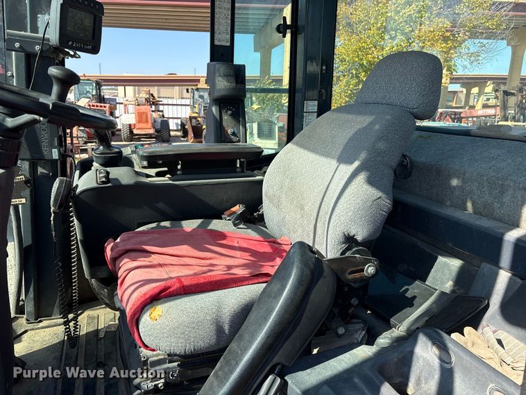 image for item ET7302 2014 John Deere 624K wheel loader